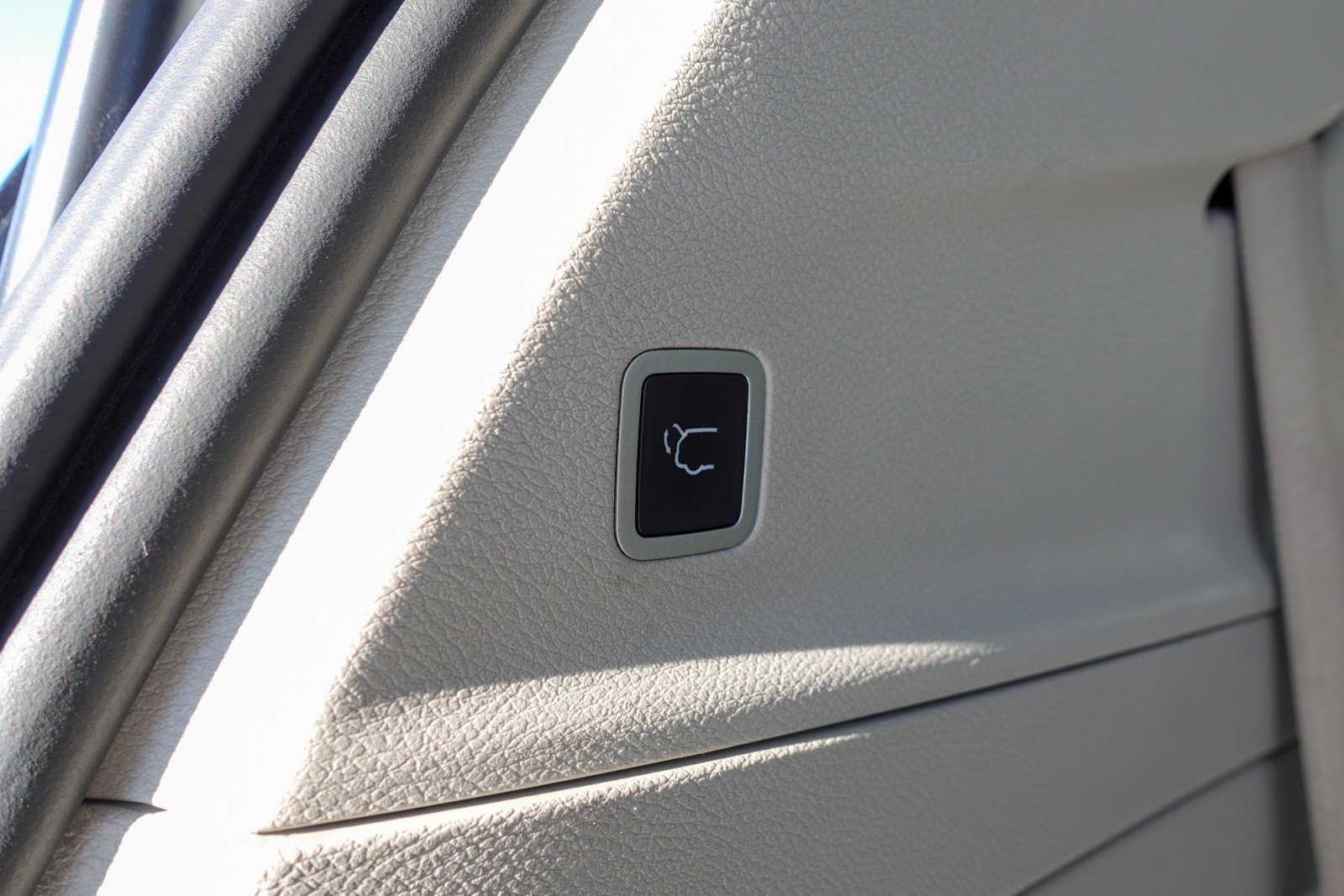 Used 2023 Chrysler Pacifica Limited image 27