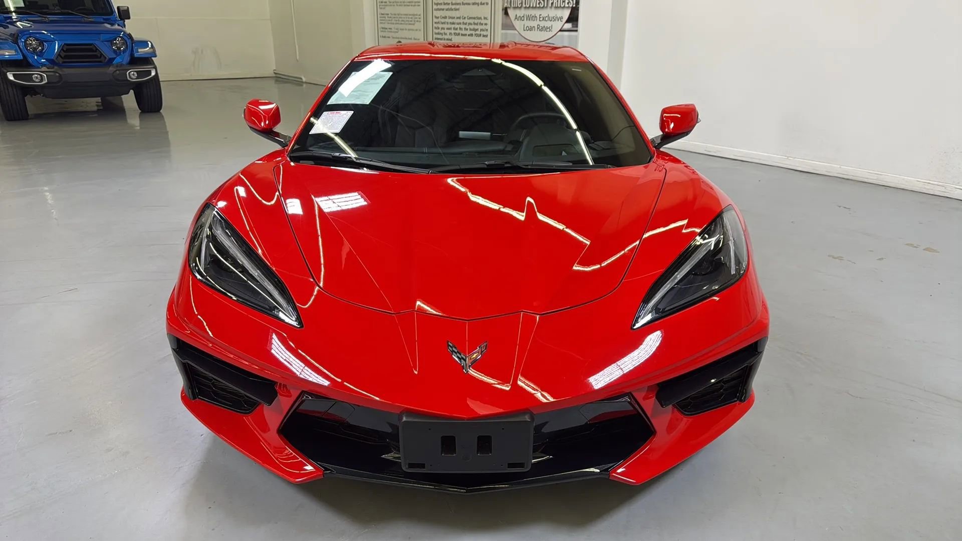 Used 2024 Chevrolet Corvette Stingray Coupe w/ 1LT RWD image 4