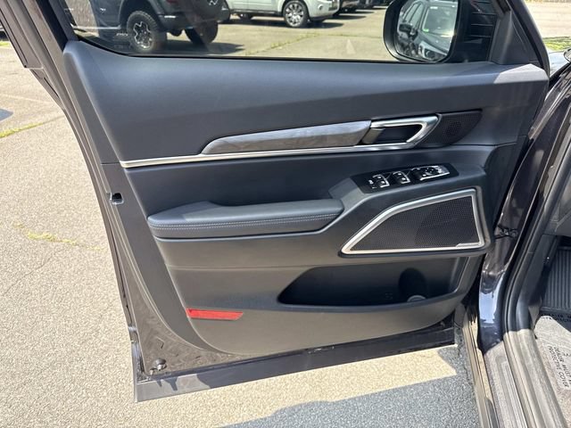 Used 2025 Kia Telluride EX X-Line AWD/4WD image 13