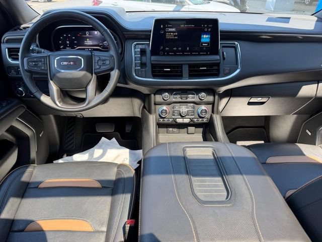 Used 2023 GMC Yukon AT4 w/ AT4 Premium Package AWD/4WD image 14