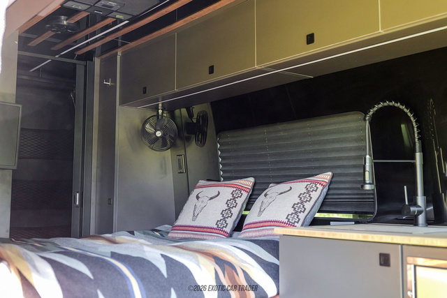 Used 2024 Mercedes-Benz Sprinter 2500 image 42