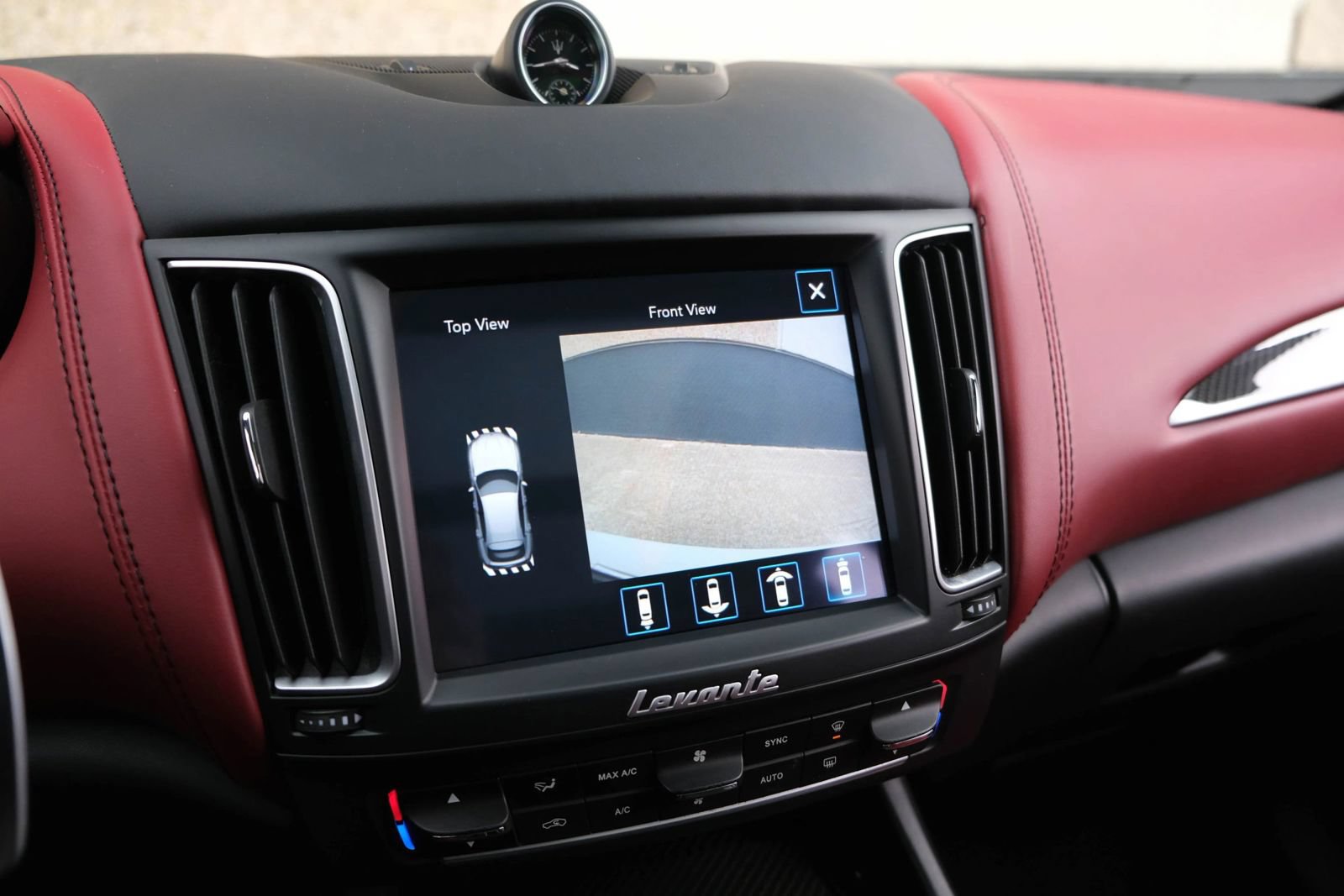 Used 2017 Maserati Levante S AWD/4WD image 40