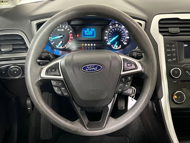 Used 2016 Ford Fusion S image 15