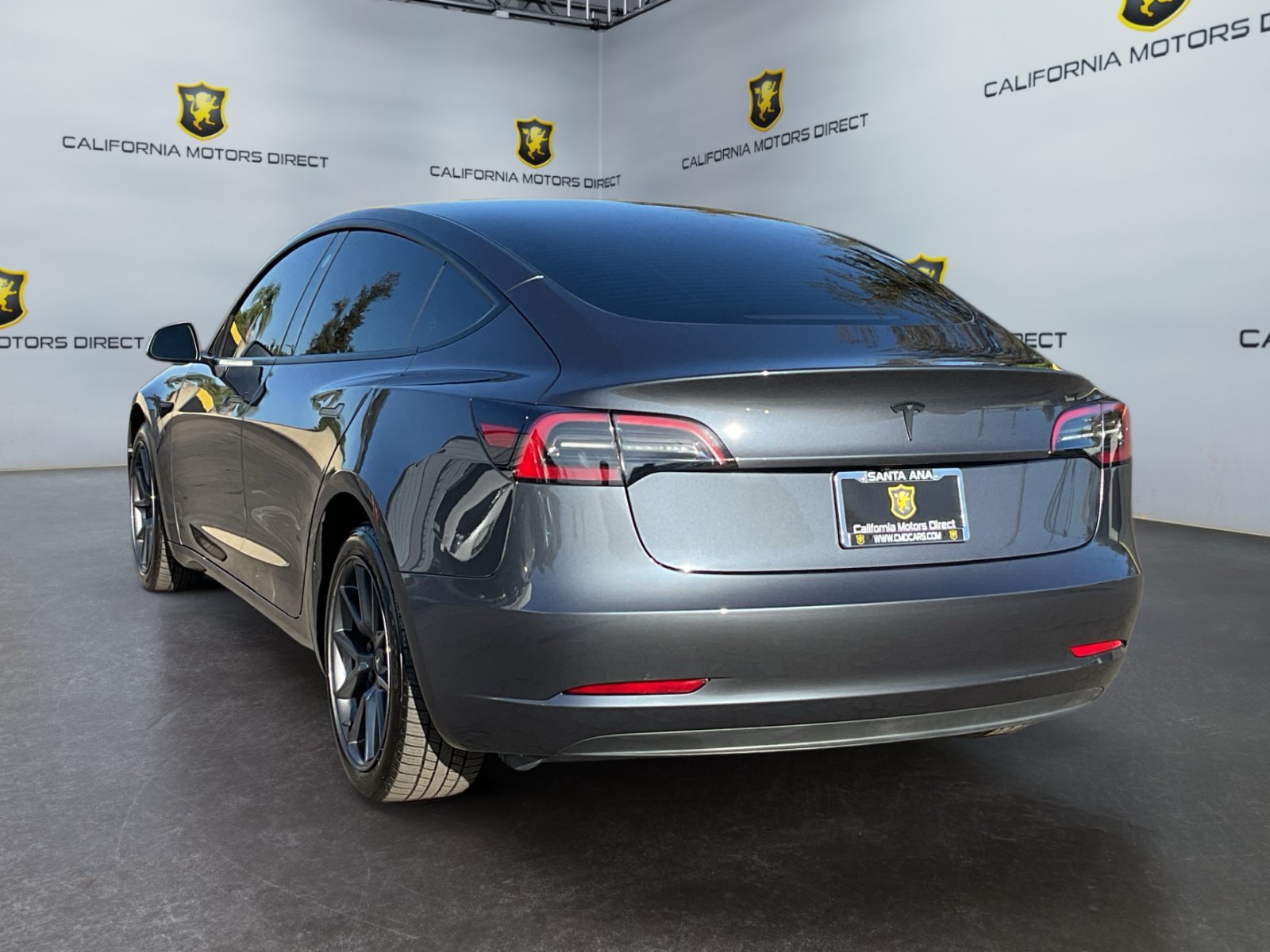 Used 2023 Tesla Model 3 Standard Range RWD image 7