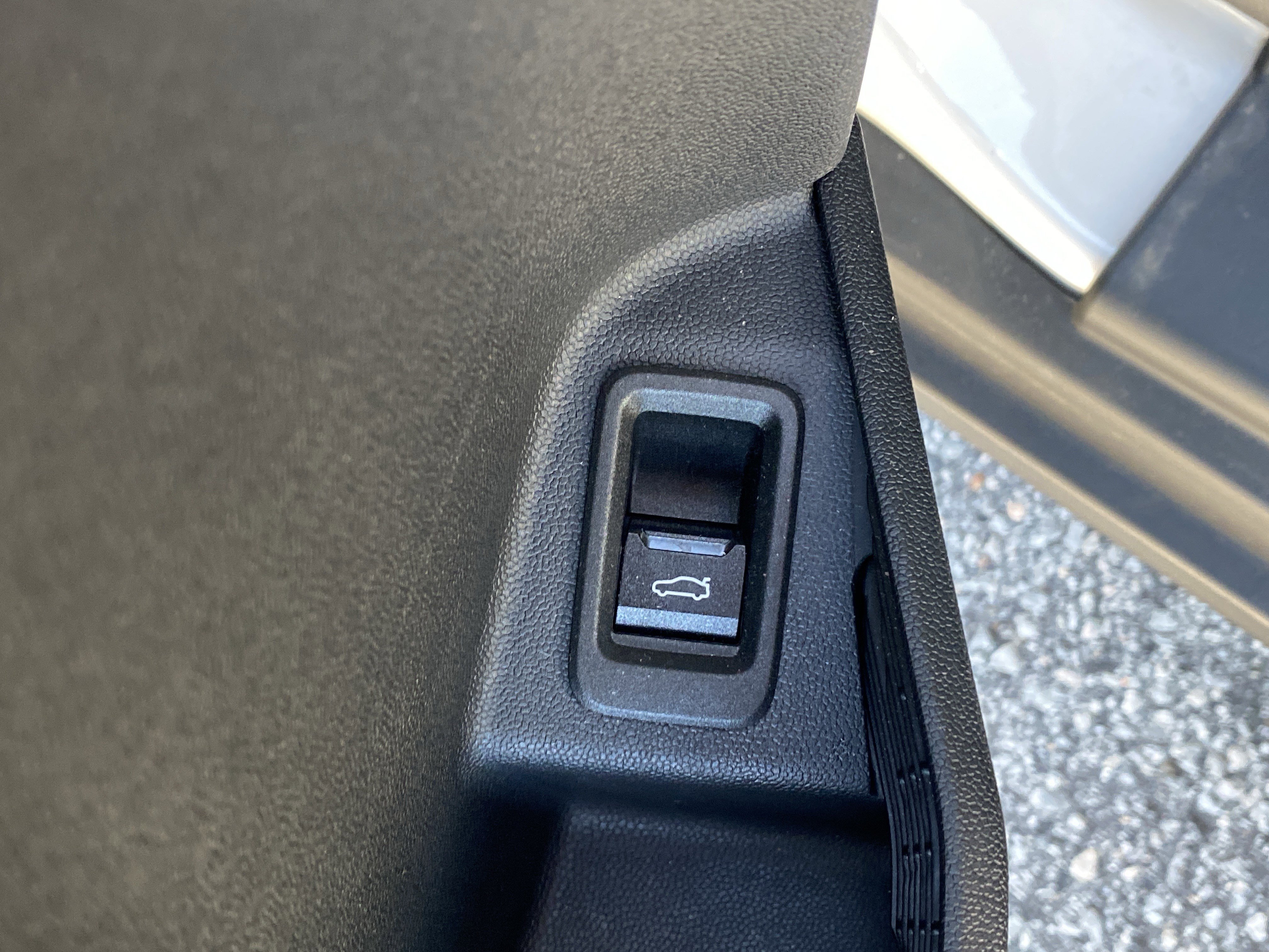 Certified 2025 MINI Cooper S image 25