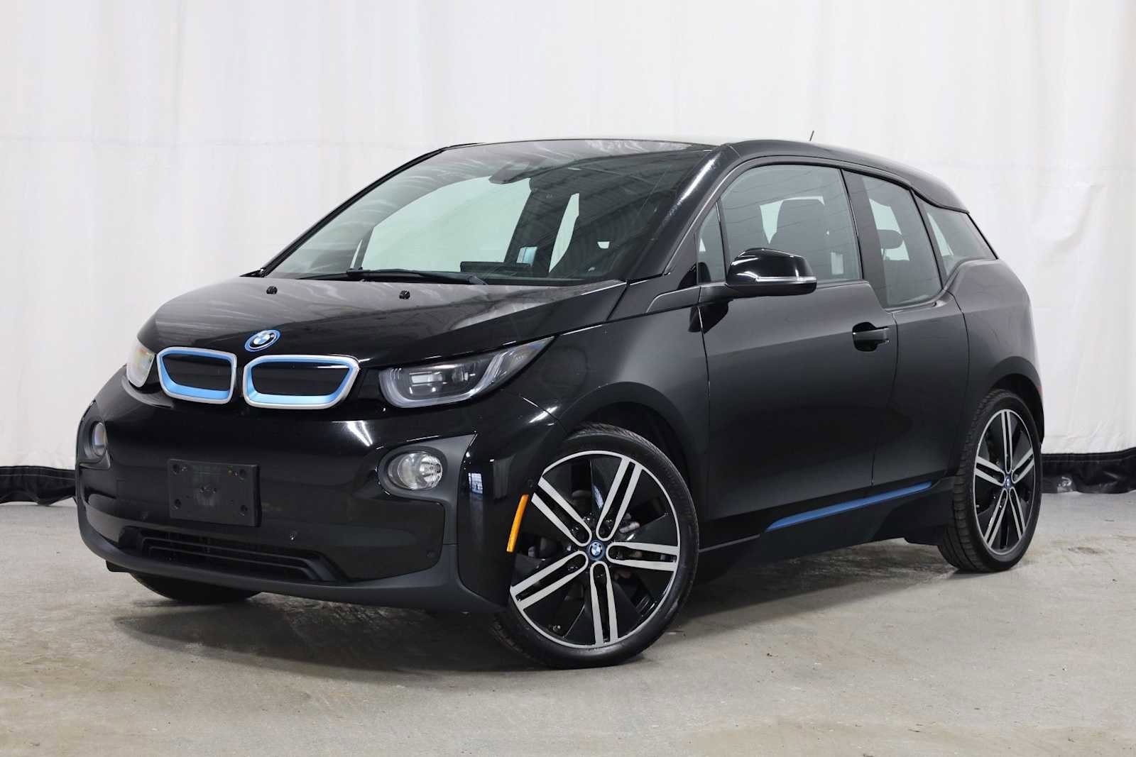 Used 2016 BMW i3 image 1