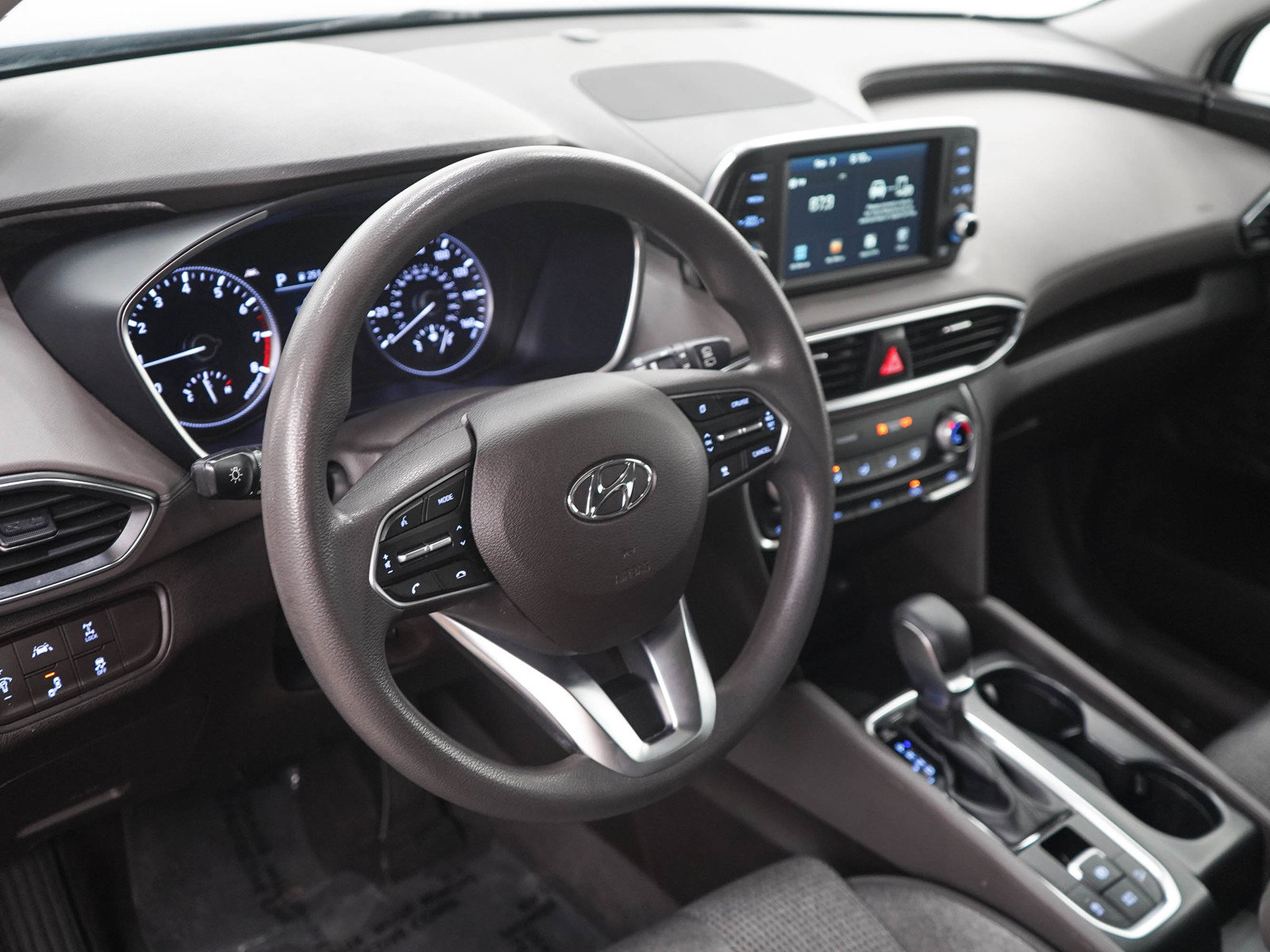 Used 2019 Hyundai Santa Fe SE AWD/4WD image 20