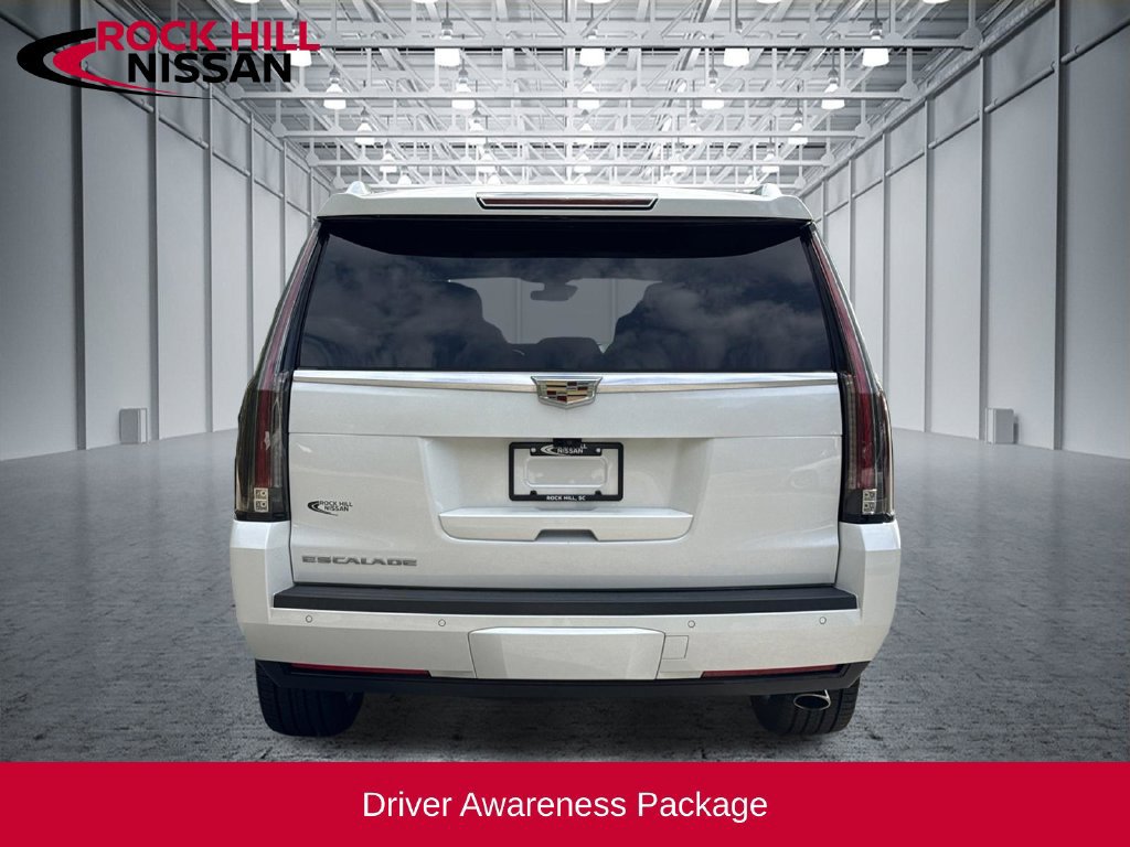 Used 2020 Cadillac Escalade Luxury AWD/4WD image 6