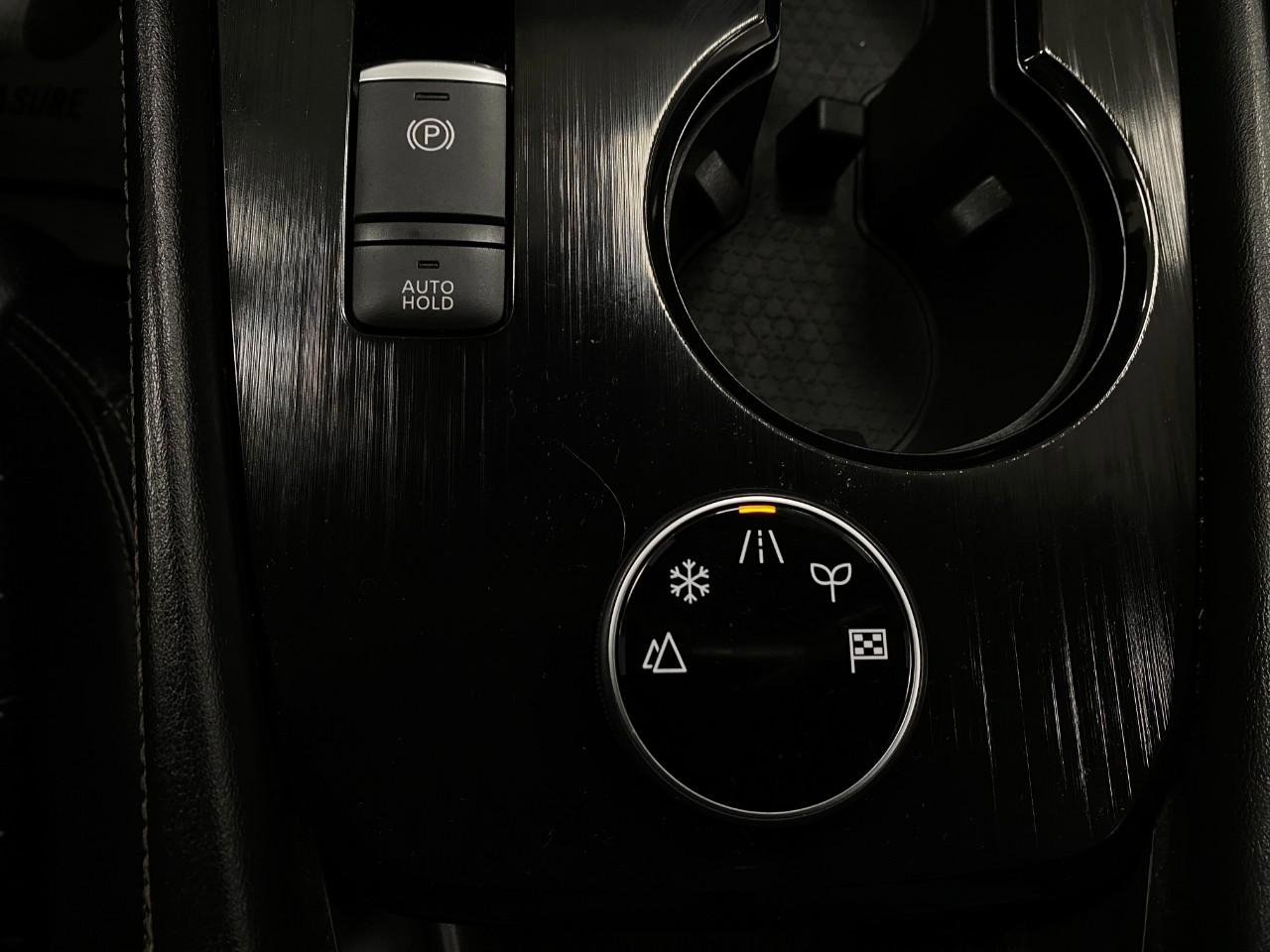 Used 2021 Nissan Rogue SL image 27