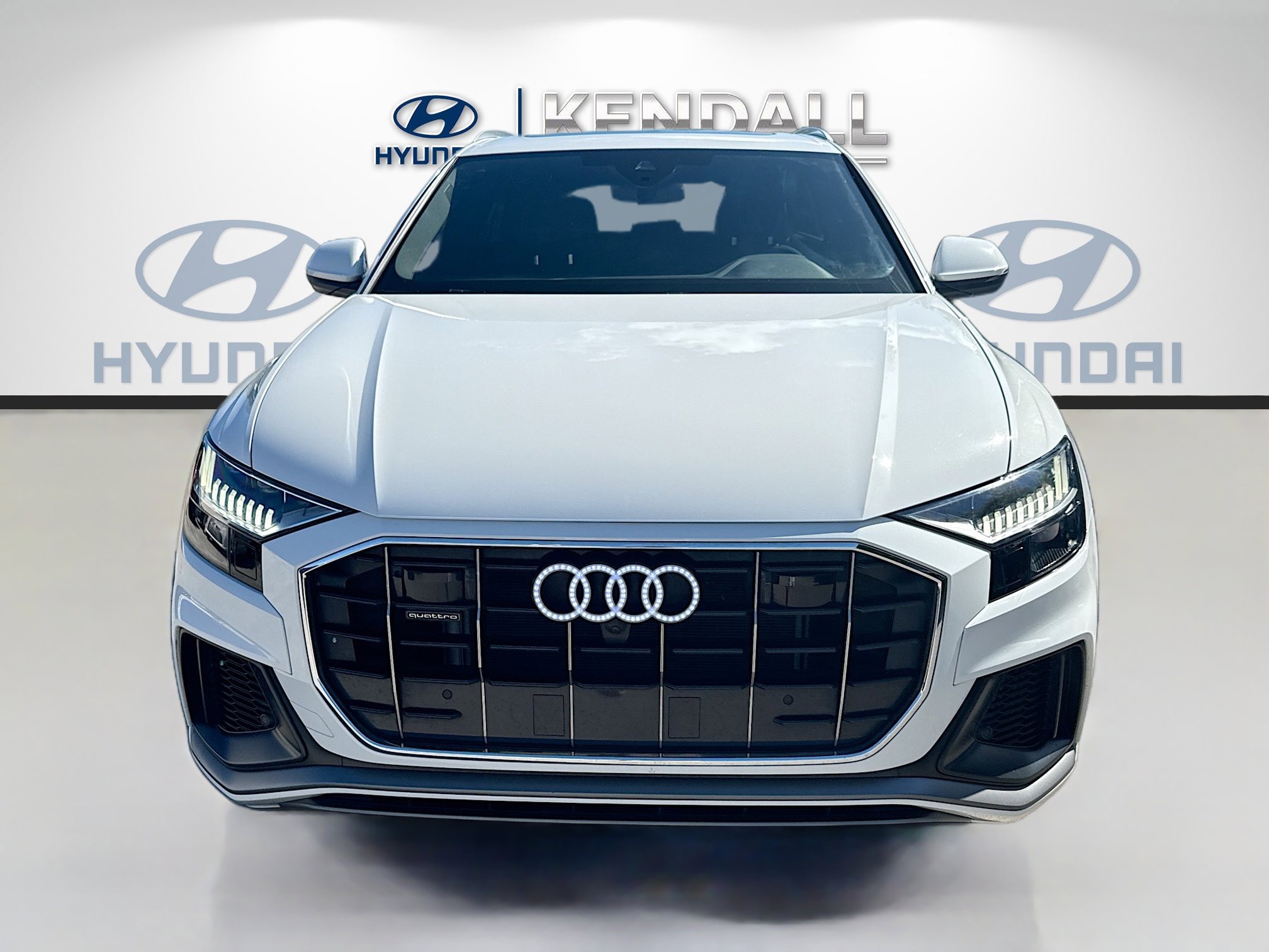 Used 2023 Audi Q8 Premium Plus w/ Premium Plus Package AWD/4WD image 2