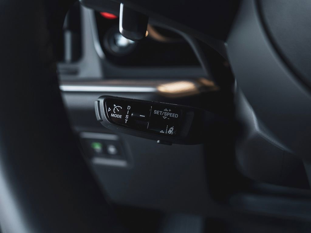 New 2025 Porsche Cayenne image 20