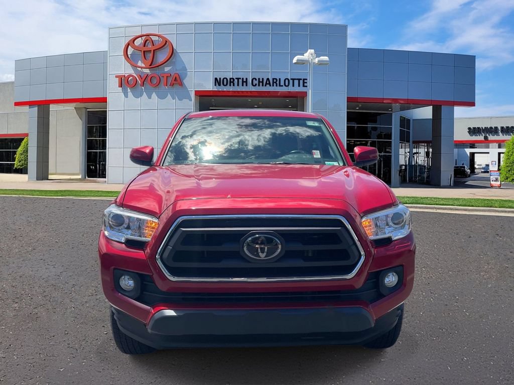 Used 2022 Toyota Tacoma SR5 RWD image 3