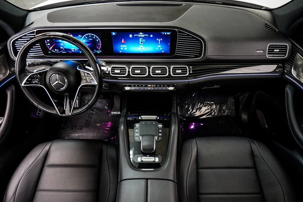 Used 2024 Mercedes-Benz GLS 450 4MATIC image 26