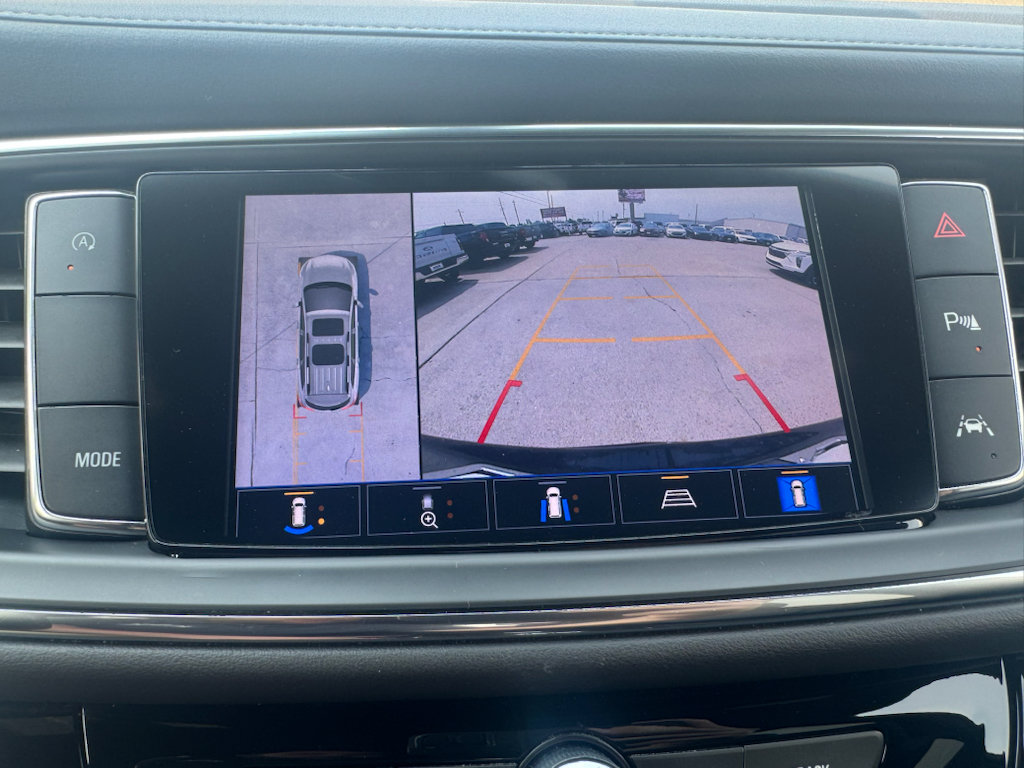 Used 2022 Buick Enclave Avenir w/ Avenir Technology Package FWD image 34
