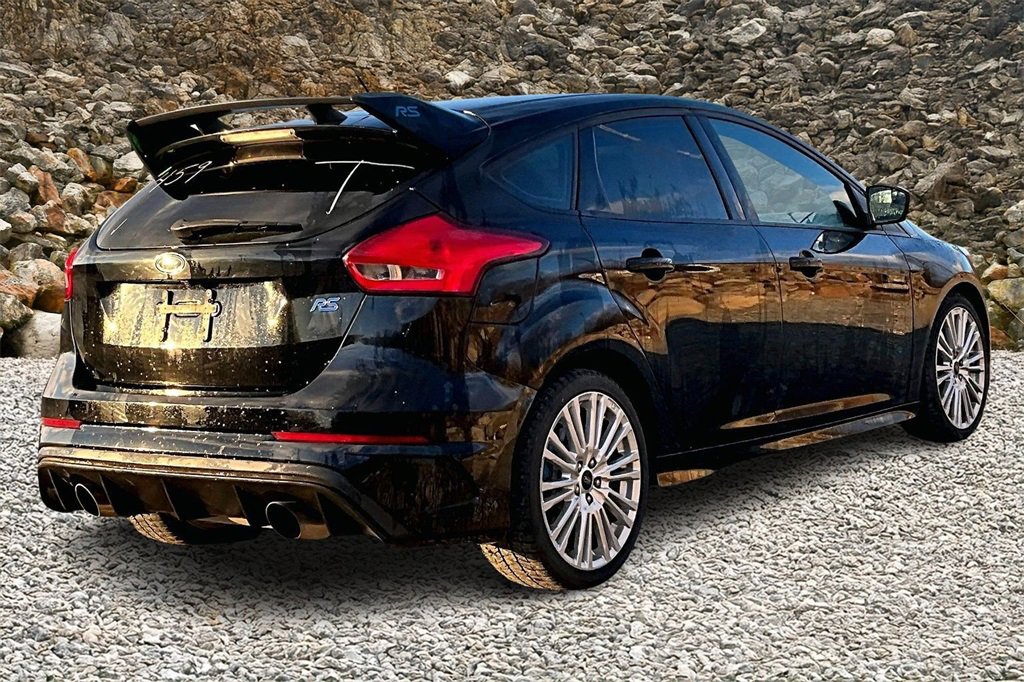 Used 2017 Ford Focus RS image 2