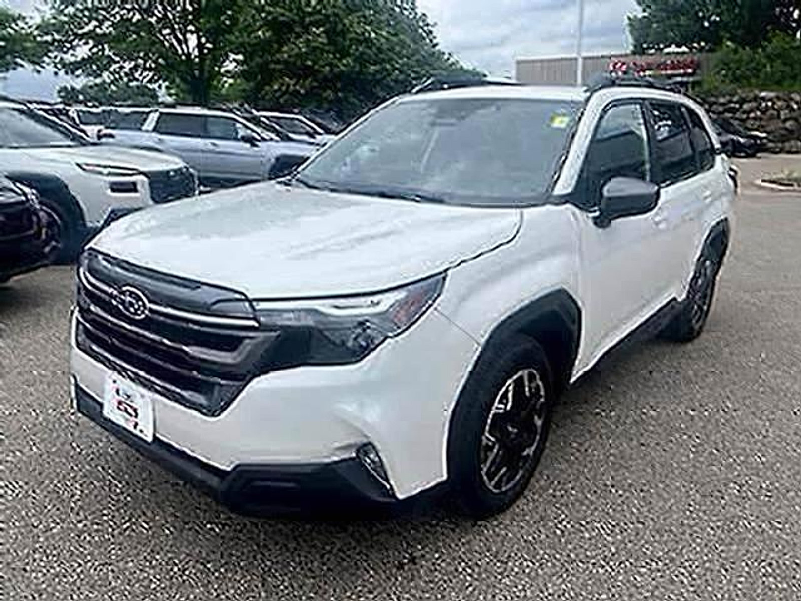 Certified 2025 Subaru Forester Premium w/ Convenience Package #1 AWD/4WD image 2