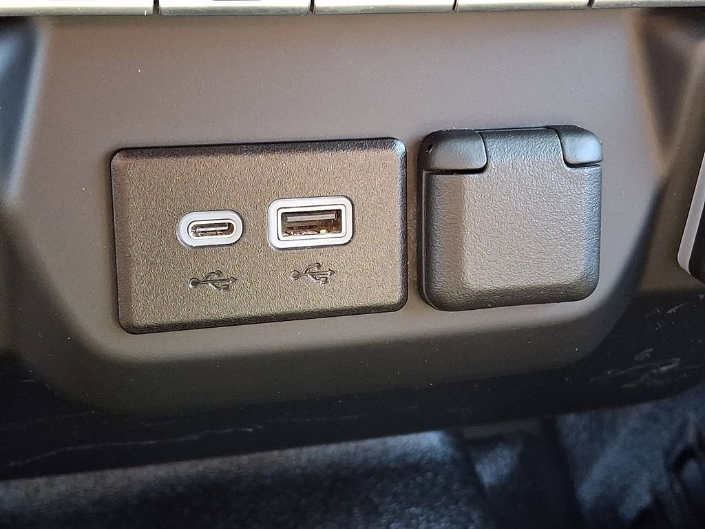 Used 2024 GMC Sierra 1500 Pro w/ Convenience Package image 24