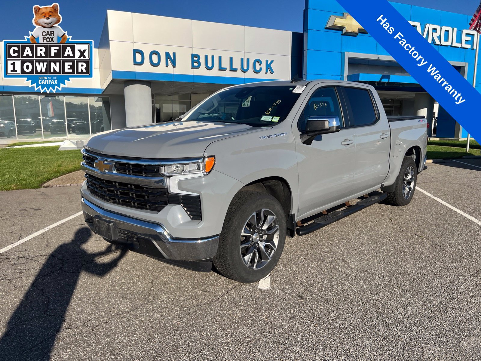Used 2024 Chevrolet Silverado 1500 LT AWD/4WD image 1