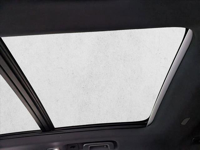 New 2026 Volvo XC90 B6 Plus w/ Protection Package Premier image 18