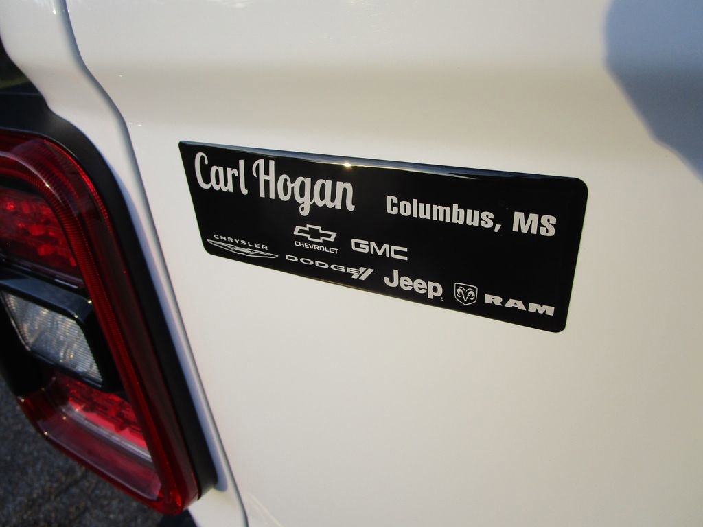 Used 2024 Jeep Gladiator Willys image 11