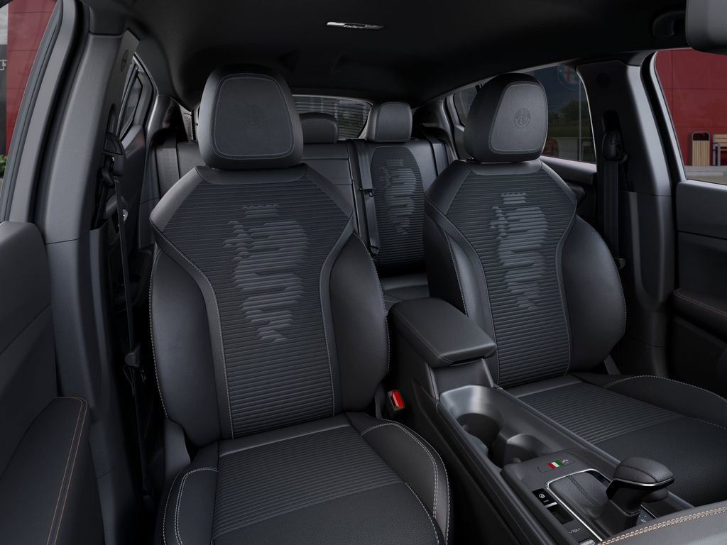 New 2026 Alfa Romeo Tonale AWD/4WD image 16