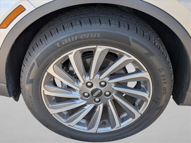 Used 2024 Lincoln Corsair Reserve w/ Equipment Group 201A image 23