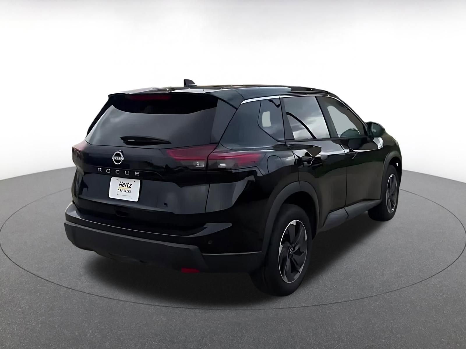 Used 2025 Nissan Rogue SV FWD image 14