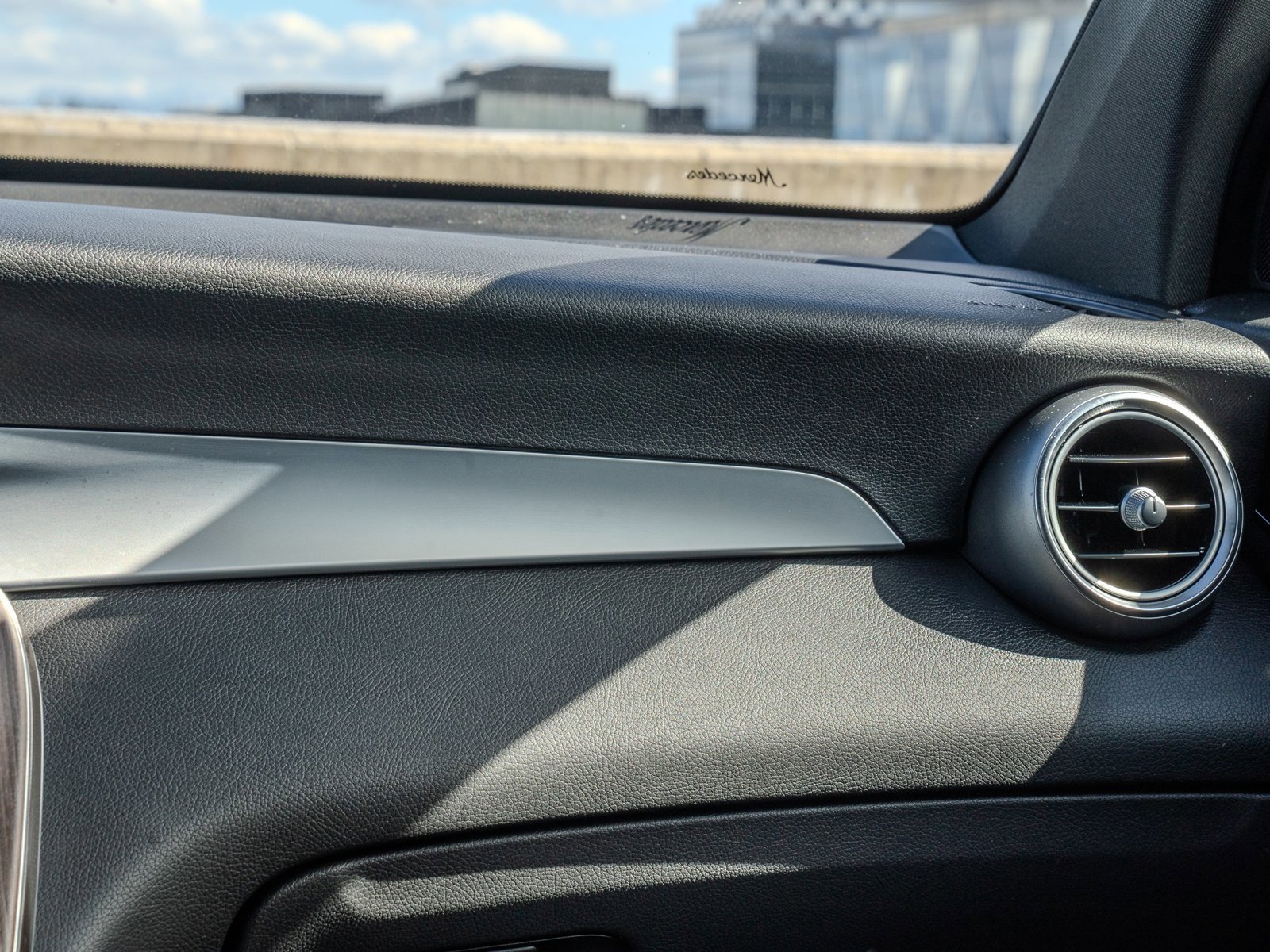 Used 2022 Mercedes-Benz GLC 300 4MATIC image 22