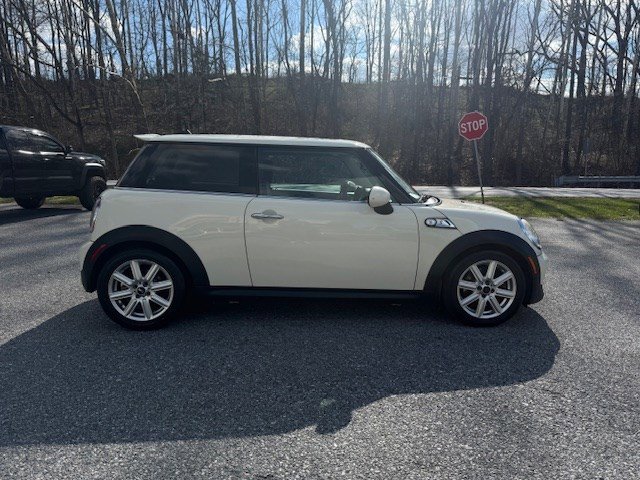 Used 2011 MINI Cooper S image 5