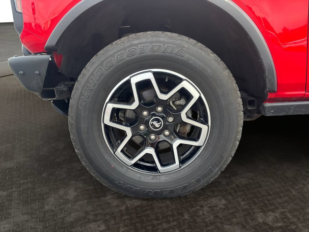 Used 2023 Ford Bronco Black Diamond AWD/4WD image 9