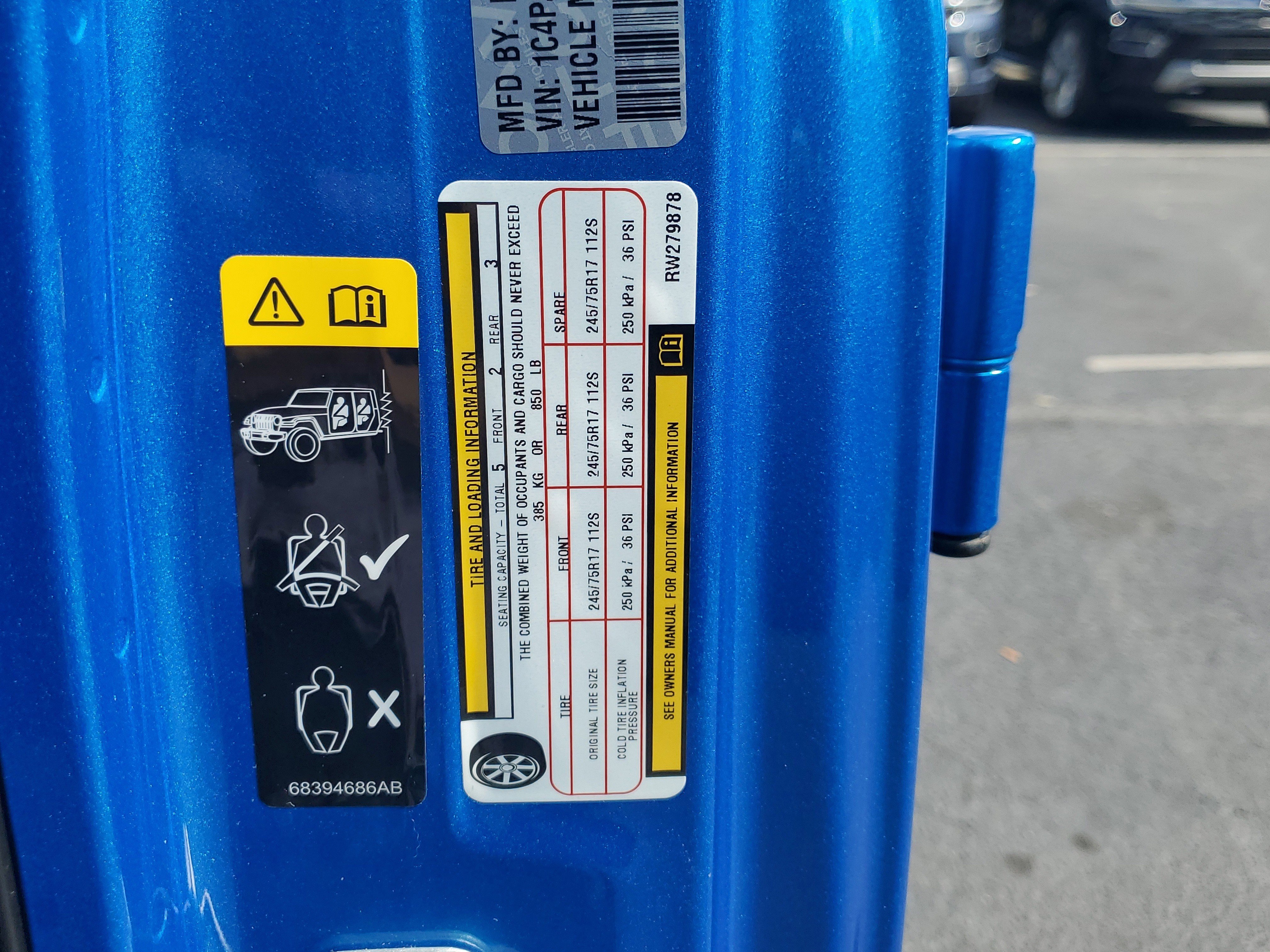 Used 2024 Jeep Wrangler Sport S image 30