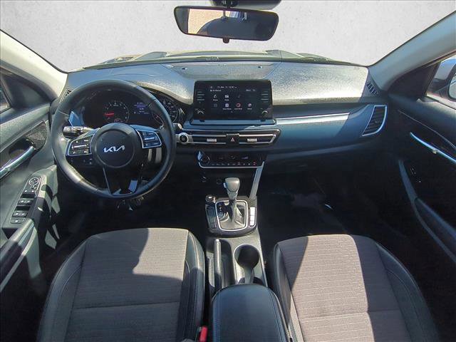 Used 2023 Kia Seltos S image 19