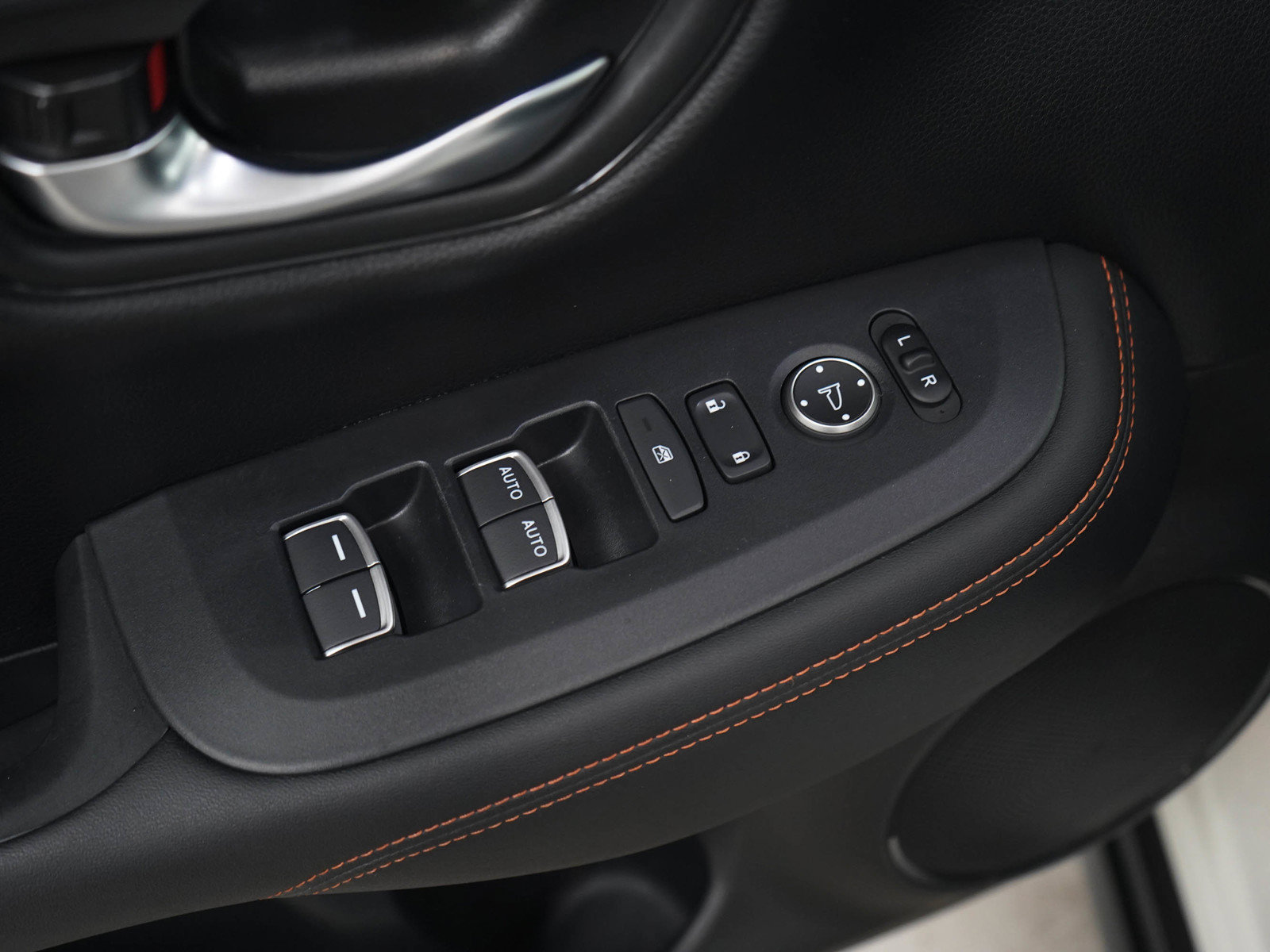 Used 2024 Honda HR-V Sport image 19