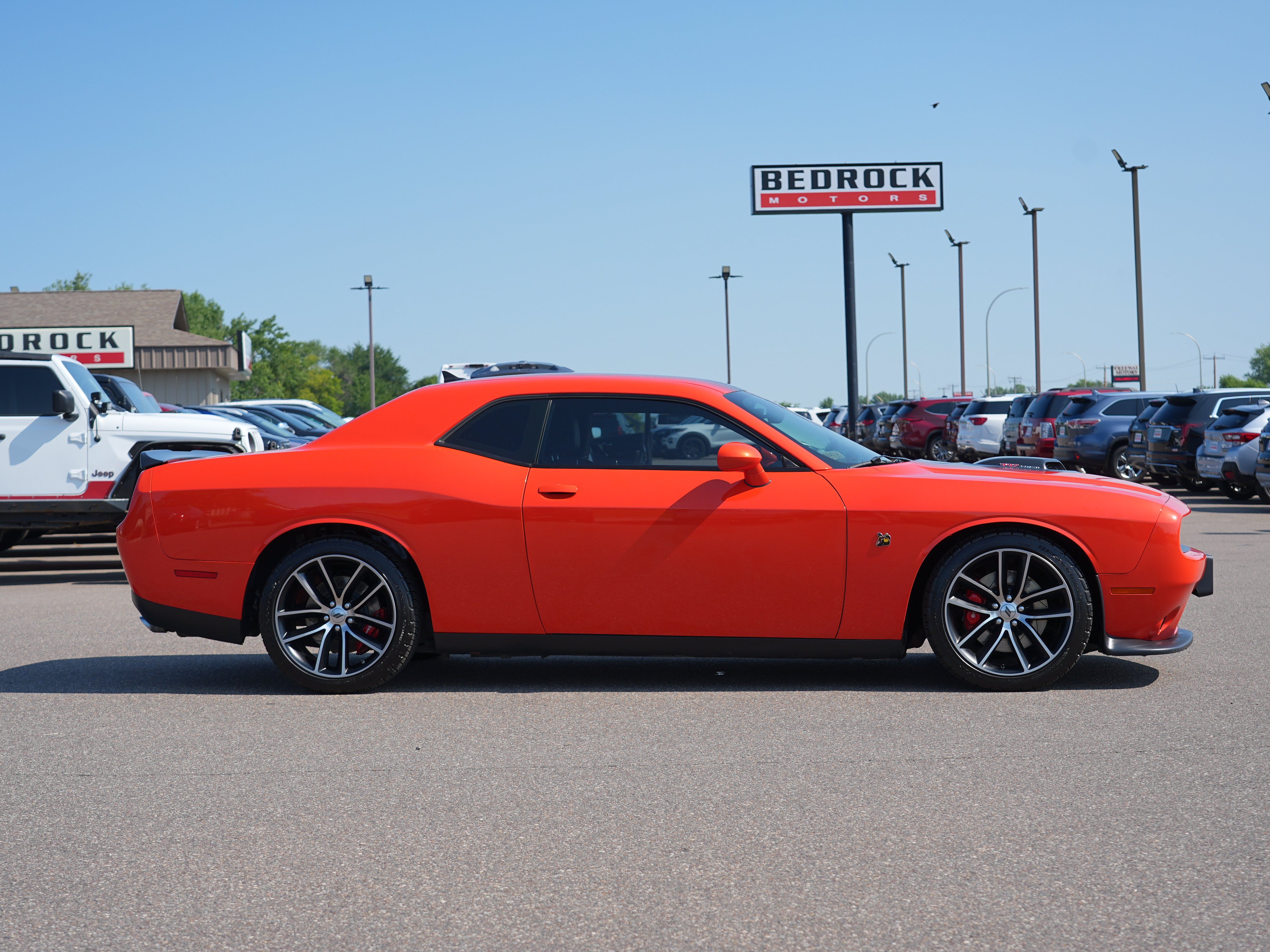 Used 2018 Dodge Challenger R/T Scat Pack RWD image 2