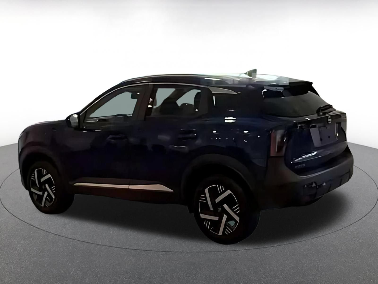 Used 2026 Nissan Kicks SV FWD image 13