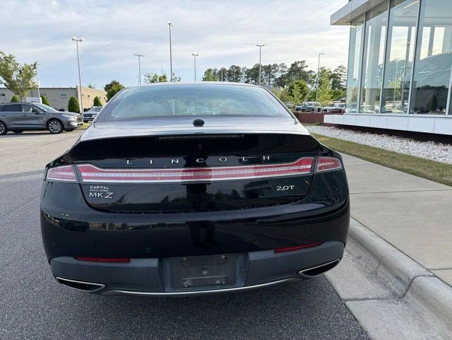 Used 2018 Lincoln MKZ Premiere FWD image 3