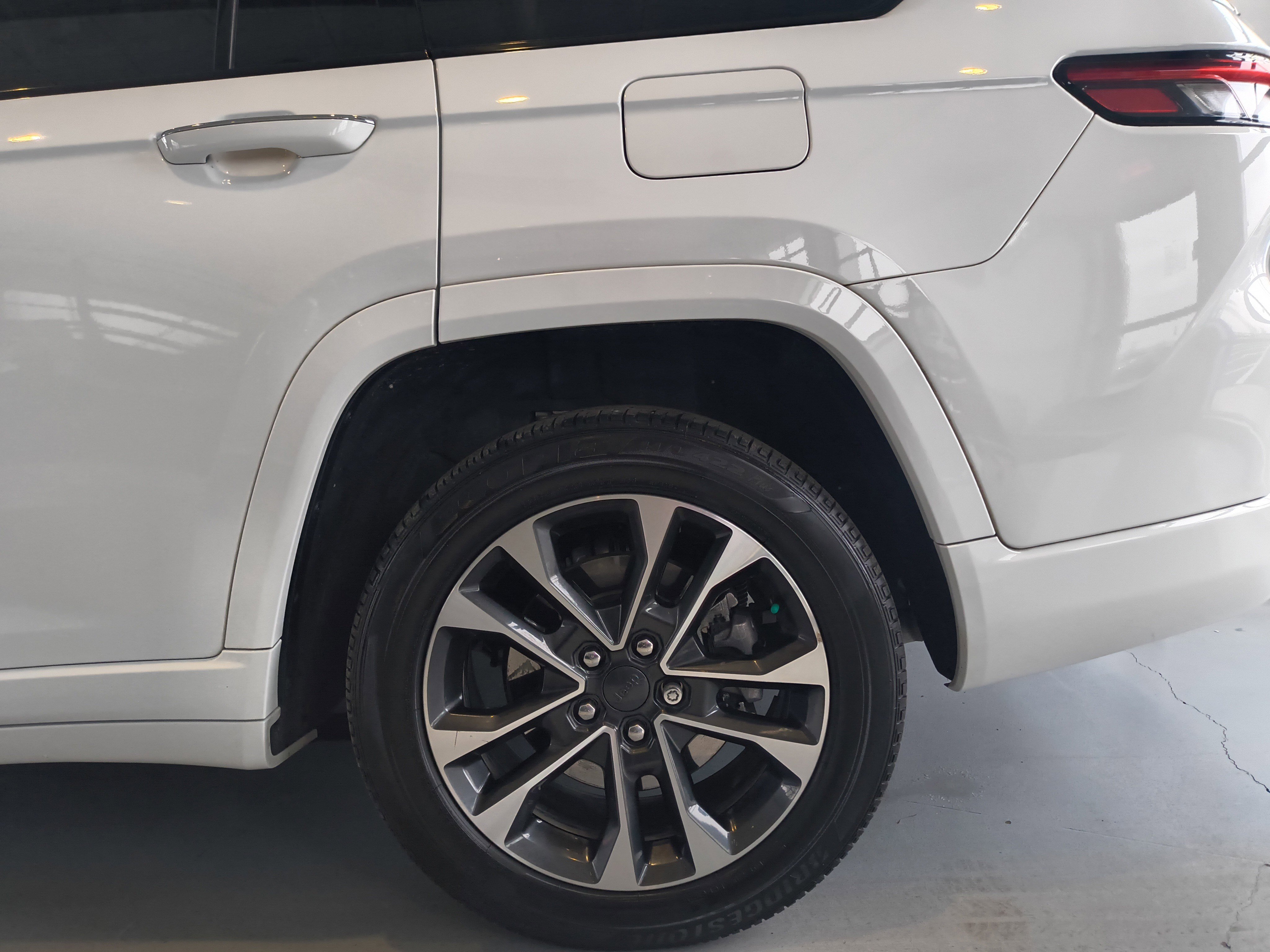 Used 2023 Jeep Grand Cherokee L Overland w/ Luxury Tech Group IV image 26