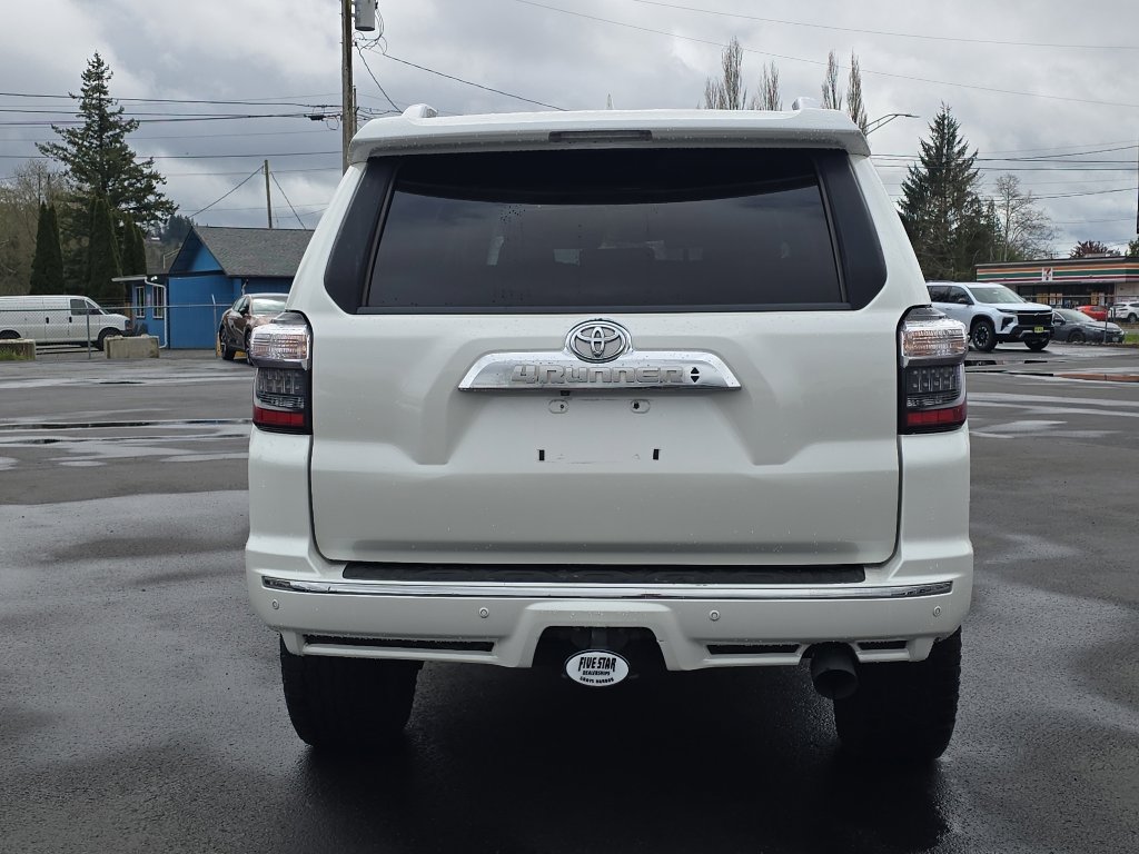 Used 2015 Toyota 4Runner Limited AWD/4WD image 8