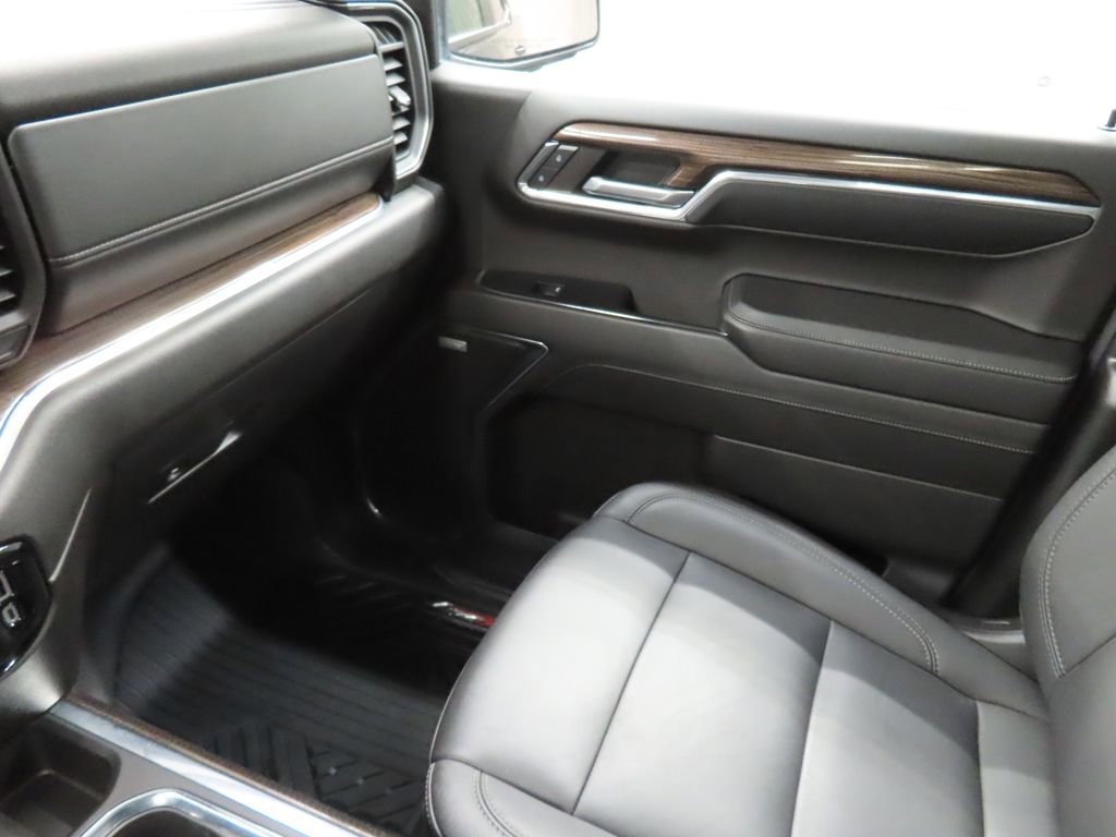 Used 2024 Chevrolet Silverado 1500 RST image 29