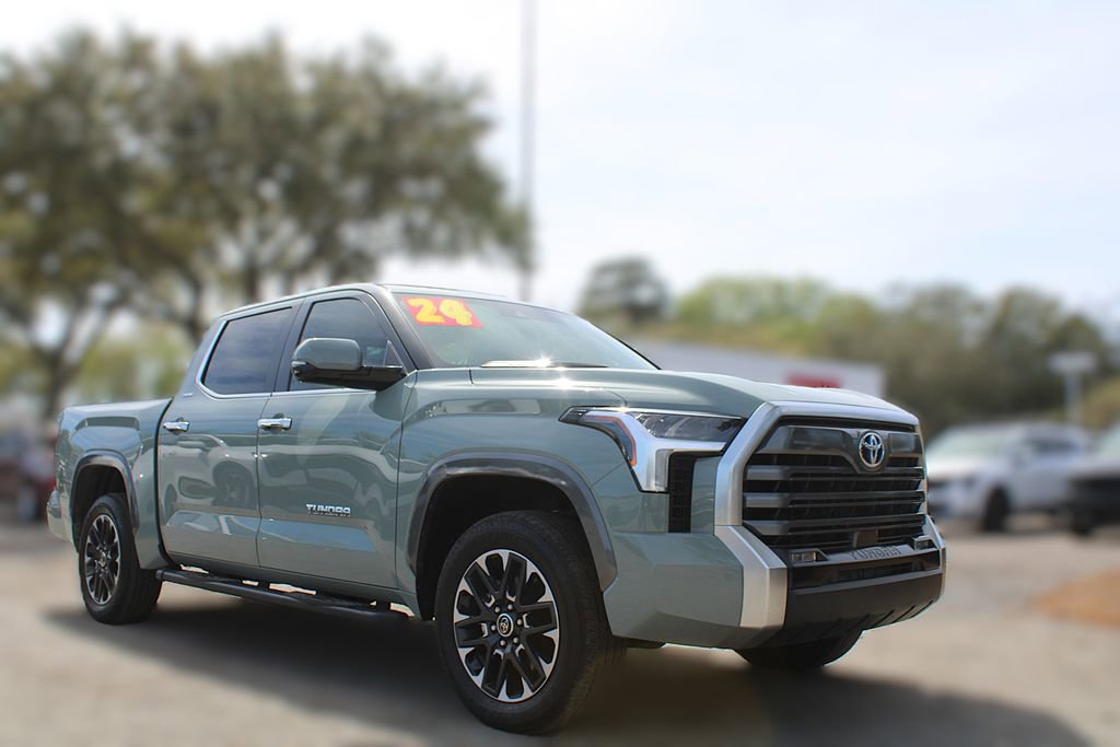 Used 2024 Toyota Tundra Limited image 2