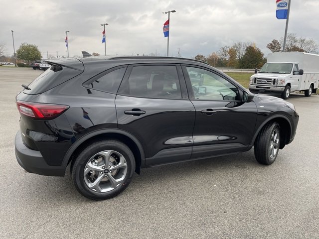 New 2026 Ford Escape ST-Line image 12