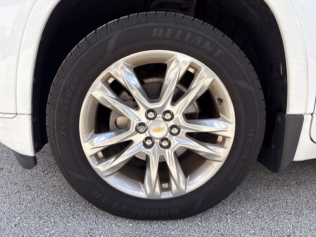 Used 2020 Chevrolet Traverse High Country w/ LPO, Cargo Package FWD image 14