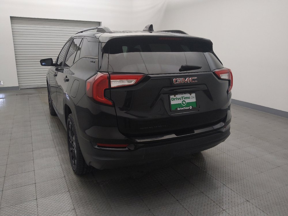 Used 2023 GMC Terrain SLE w/ Driver Convenience Package FWD image 6