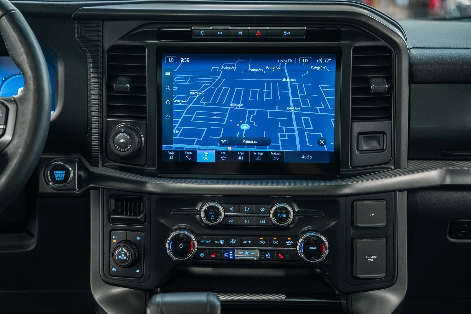 Certified 2024 Ford F150 Lariat w/ Equipment Group 502A High image 28