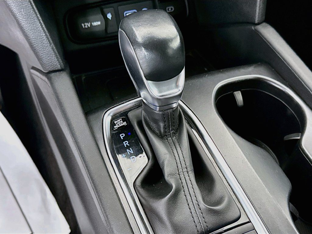 Used 2020 Hyundai Santa Fe SEL w/ Convenience Package FWD image 17