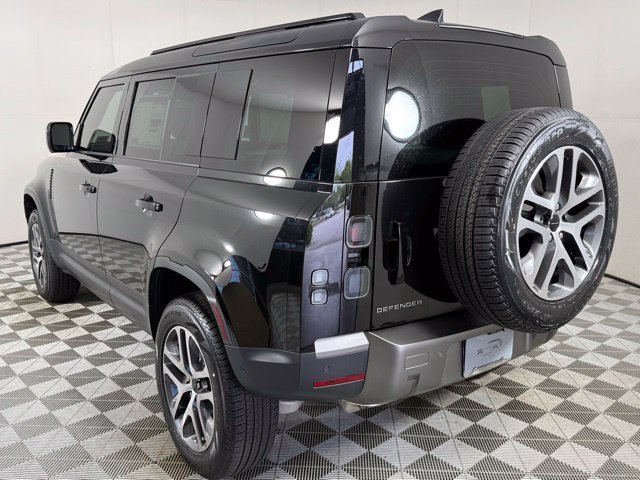 New 2026 Land Rover Defender 110 S AWD/4WD image 4