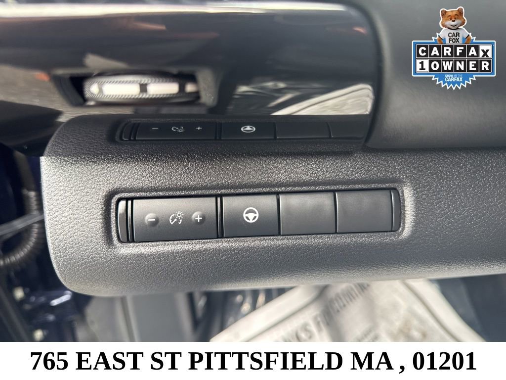 Used 2022 Nissan Pathfinder SV image 27