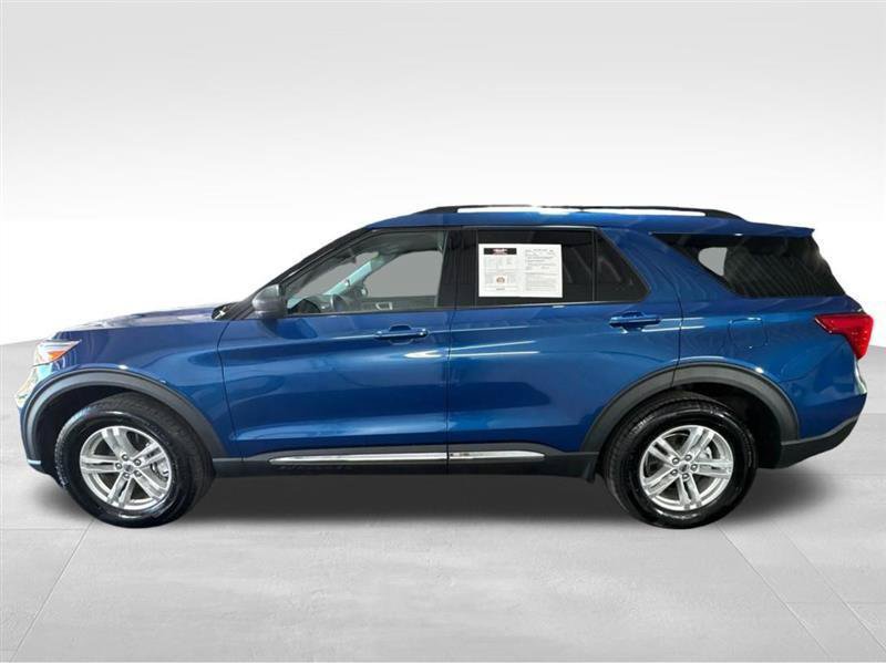 Used 2022 Ford Explorer XLT AWD/4WD image 8