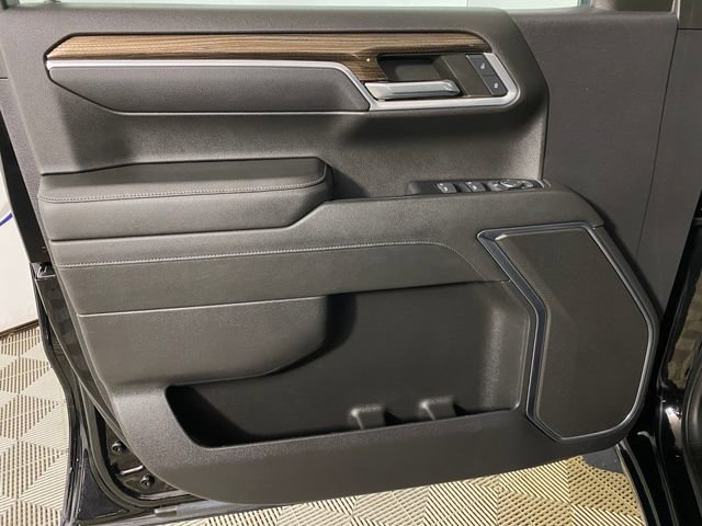 Used 2022 Chevrolet Silverado 1500 LT AWD/4WD image 11