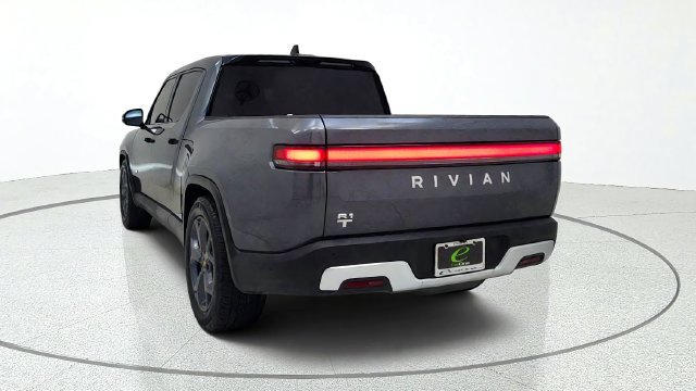 Used 2023 Rivian R1T Adventure Dual AWD/4WD image 6
